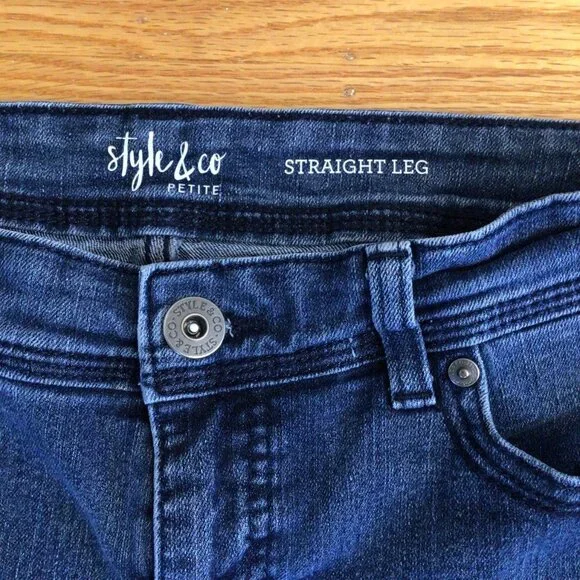 Style & Co. Jeans for Shorties! size 10 petite straight leg - Picture 2 of 7